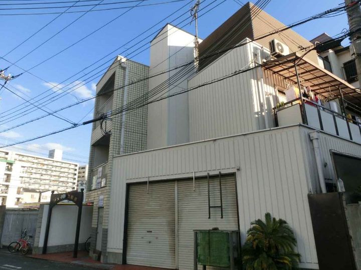 ジュネス船原202の外観