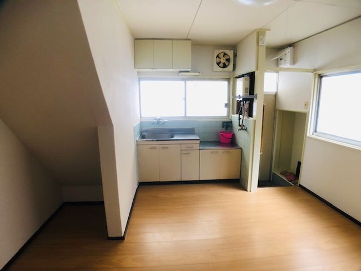 東本町3丁目文化101の居間