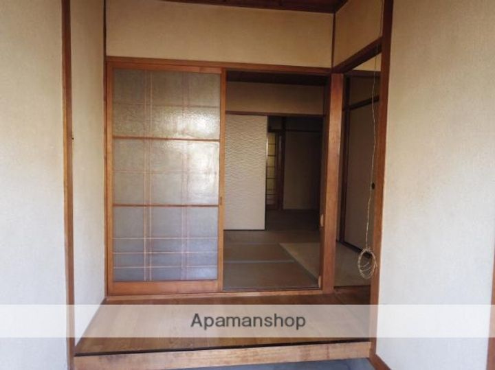 川端文化の内装