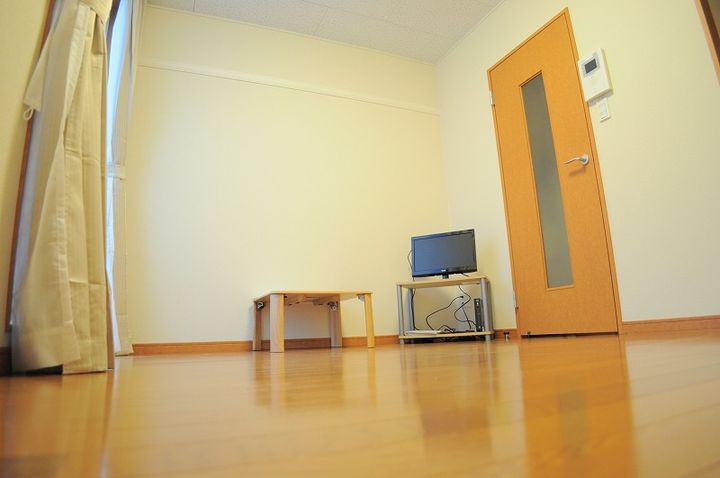 レオネクストコンシャス ロック101の居間