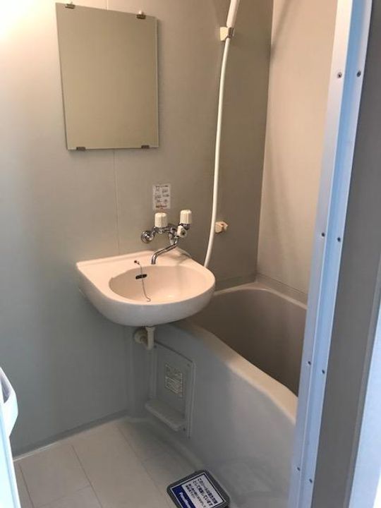 パナグランデ本庄201号室の居間