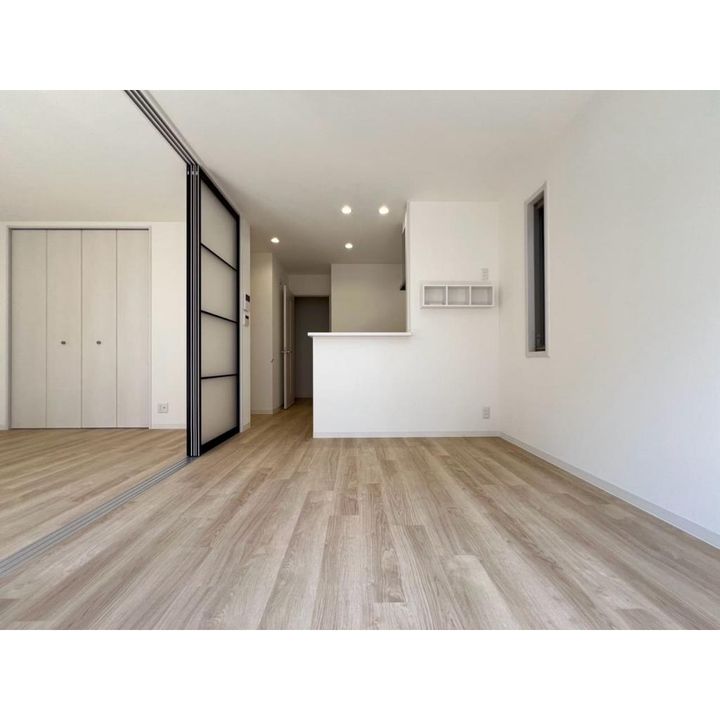 ハーバーコート神戸101号室の居間