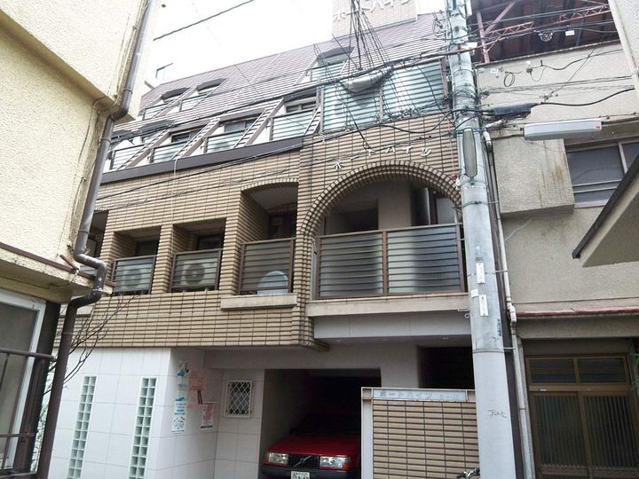 坂口ポートハイツ303号室の外観