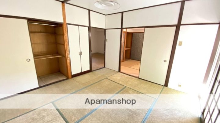 花山グリーンハイツの内装
