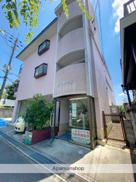 桂マンションの外観