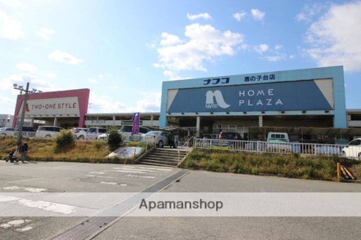 シャルマンメゾンB棟の周辺