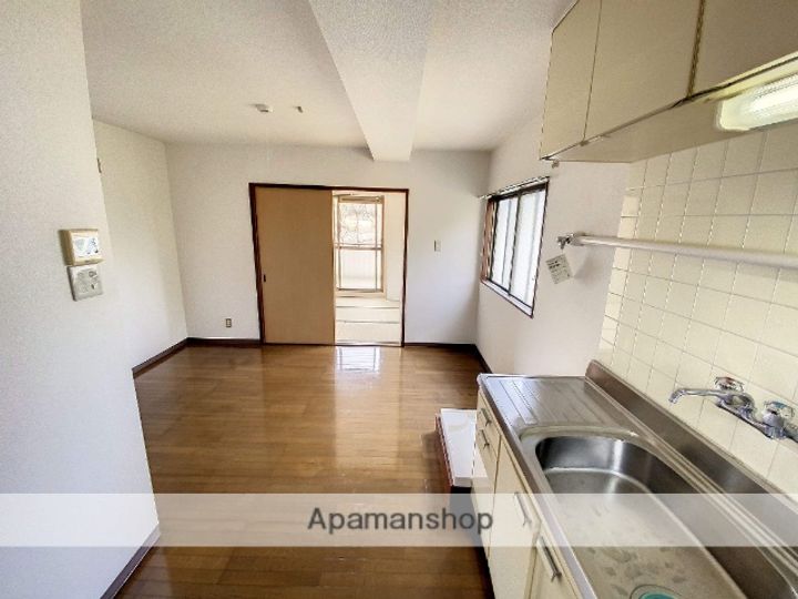 メイプルハイツⅡの居間