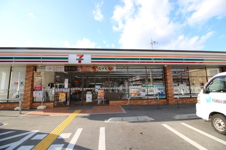 レオパレスN 千寿108の周辺