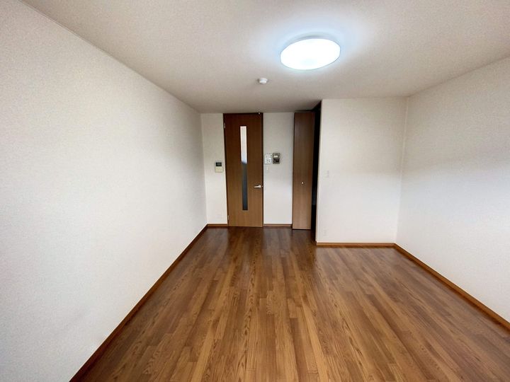 サクラハイツ202号室の居間