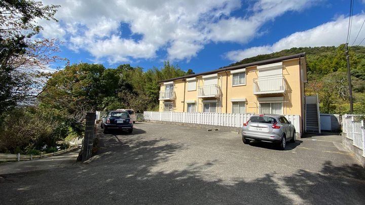 ソレアード・プラーサの外観