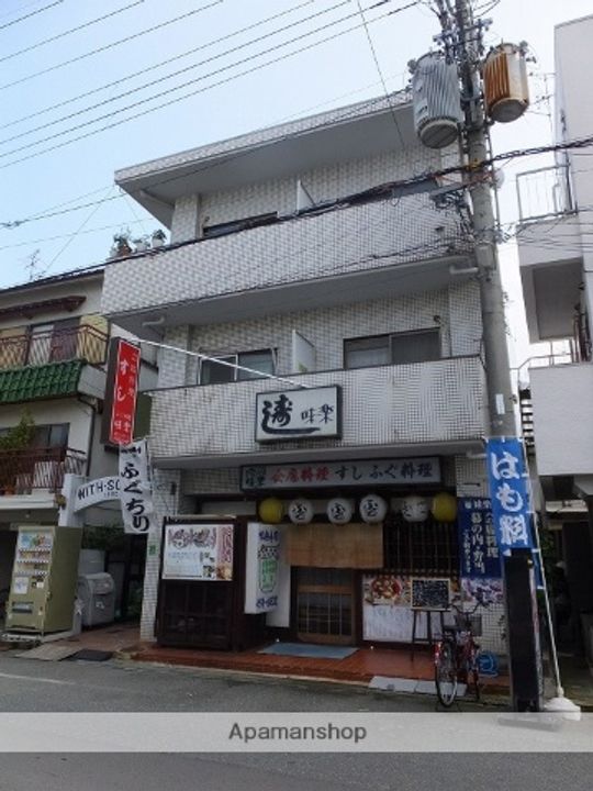 ウィズ園田の外観