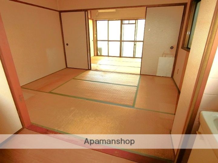 ウィズ園田の居間