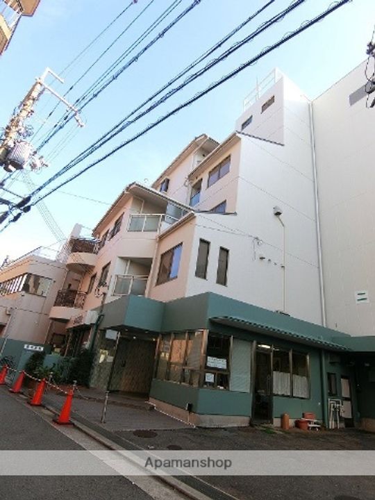 西岡ビルの外観