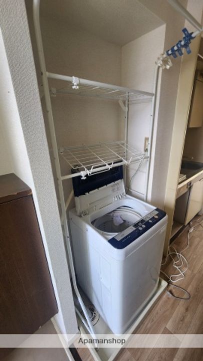 兵庫県三木市志染町青山3丁目の賃貸アパートの内装