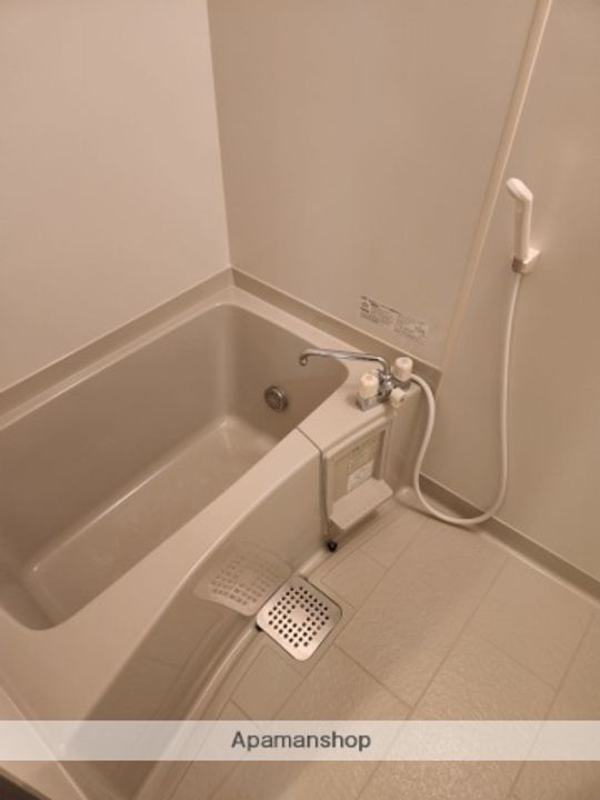 兵庫県小野市片山町の賃貸アパートの風呂