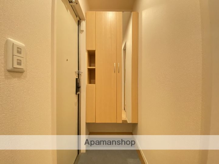 兵庫県三木市平田2丁目の賃貸アパートの玄関