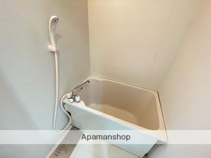 FLAT福井C棟103の風呂