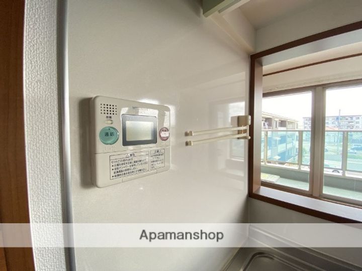 兵庫県三木市加佐1丁目の賃貸アパートの内装