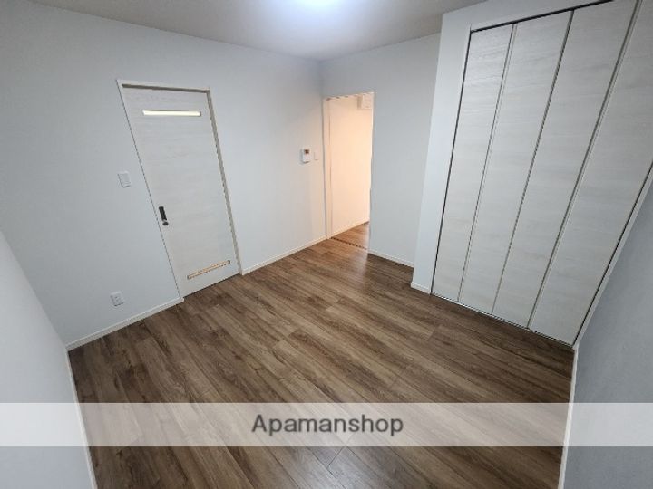 兵庫県三木市本町2丁目の賃貸アパートの居間