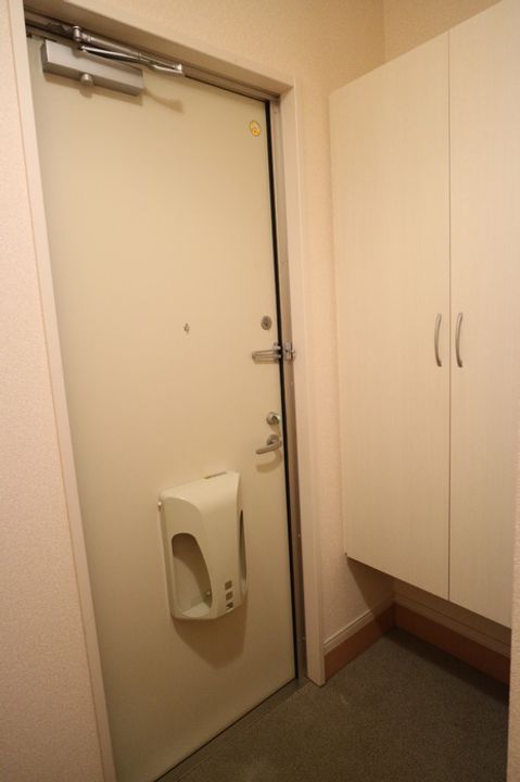 兵庫県三木市志染町青山1丁目(一戸建)の賃貸物件戸建ての玄関