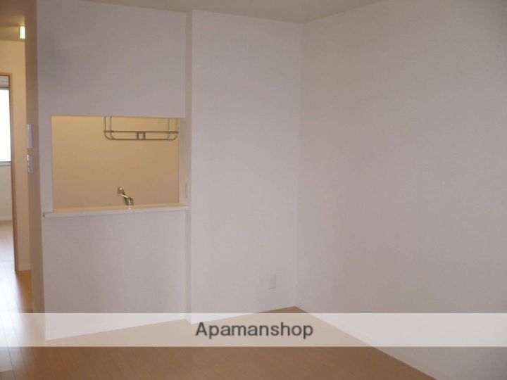 兵庫県三木市平田の賃貸アパートの居間