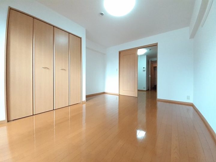 イースト・フィオーレの居間