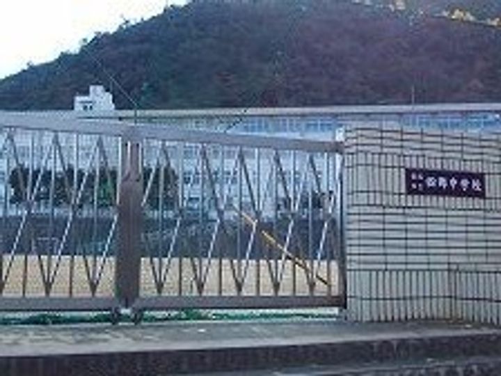 シャン・ド・フルールの周辺