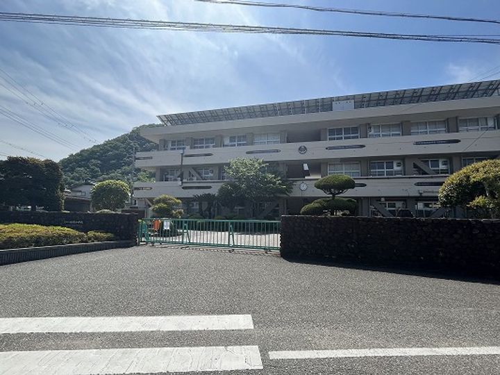 レオパレスセラヴィ102の周辺