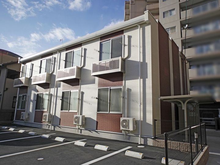 レオネクスト太陽 今在家202の外観
