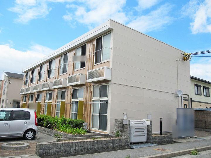 レオパレスグランサン101の外観