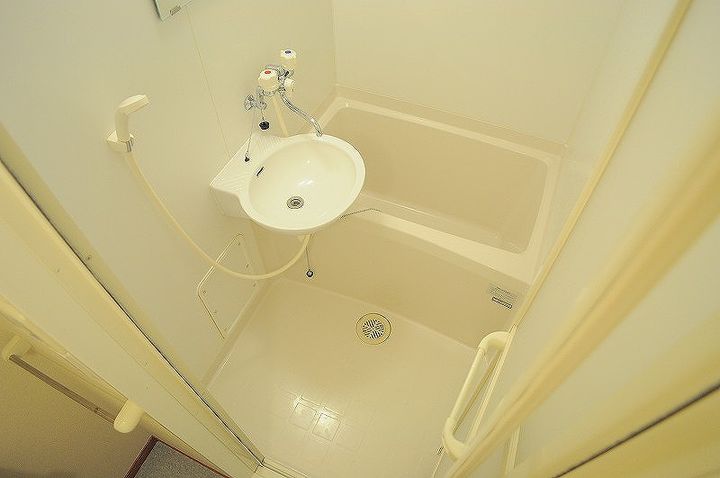 レオパレスオーベン 高尾105の風呂