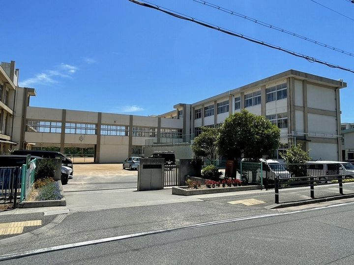 レオパレスファーストプラザ207の周辺