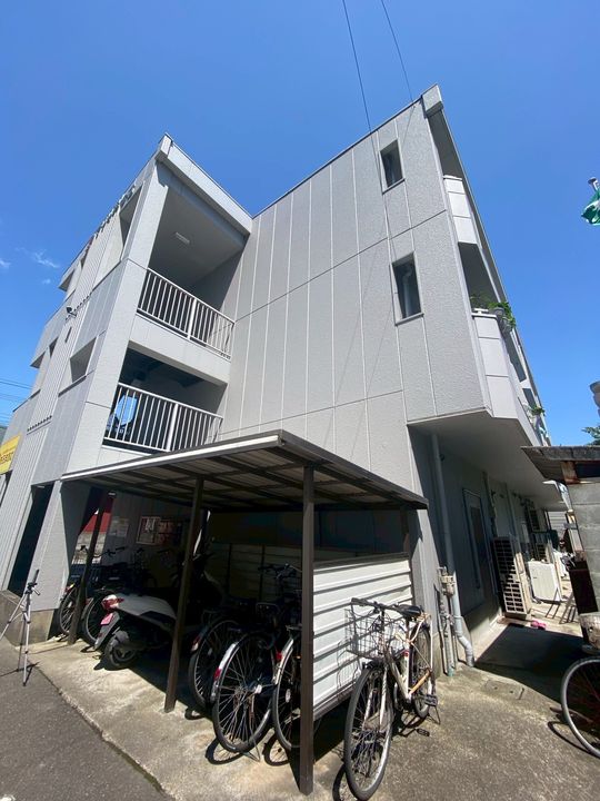 マリッチ今宿の外観