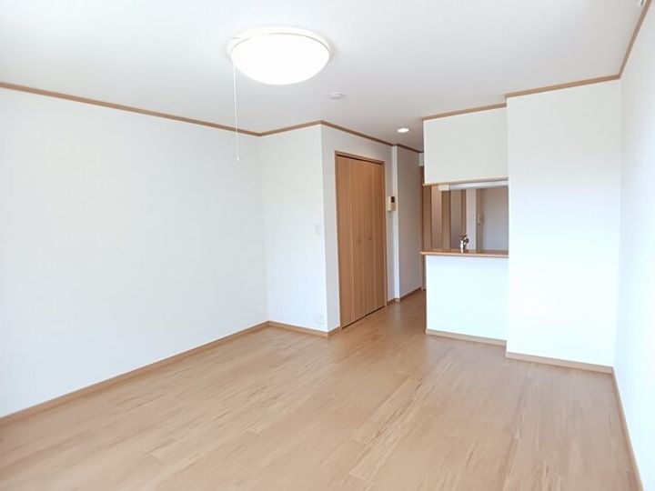 アウローラ玉手Aの居間