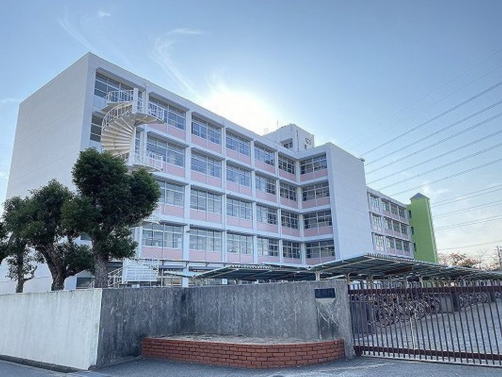 クレイノファミーユ206の周辺
