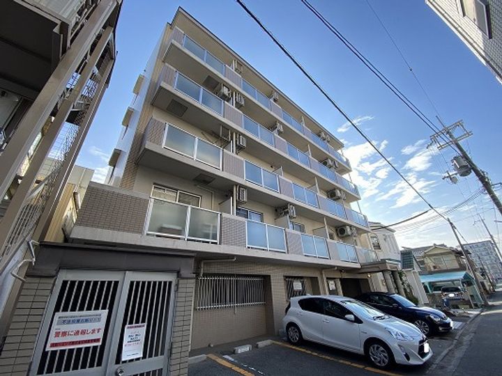 土井ハイツ北条口の外観