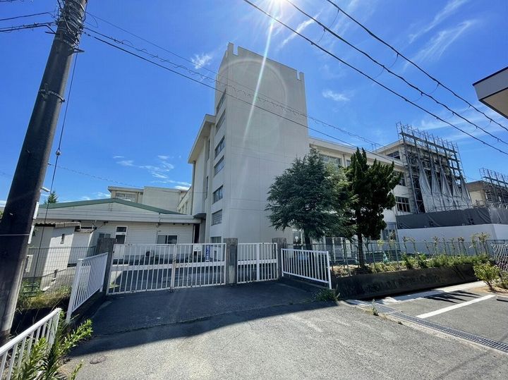 ビレッジハウス今在家1号棟0107の周辺