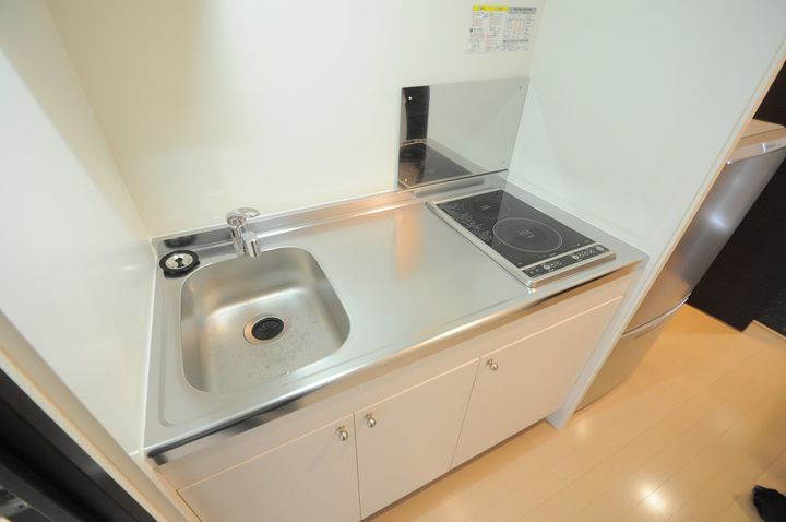 クレイノふかしのⅡ101のキッチン