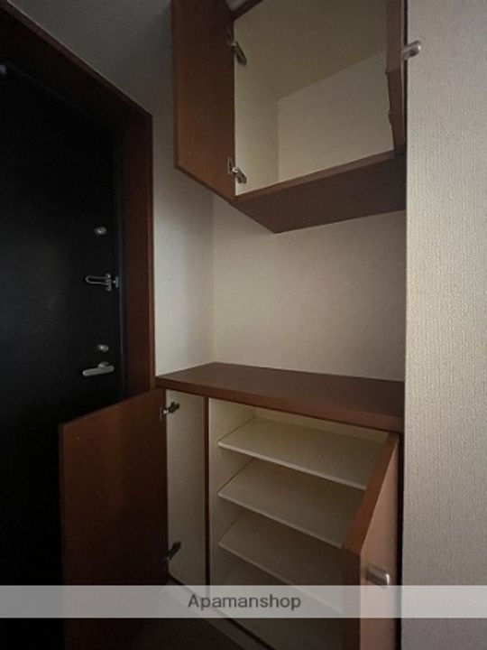 ジェルメ城陽205の内装