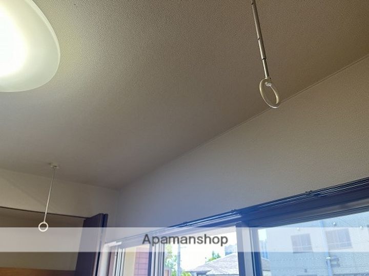 ジェルメ城陽205の内装