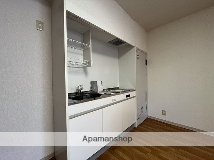 ジェルメ城陽205の内装