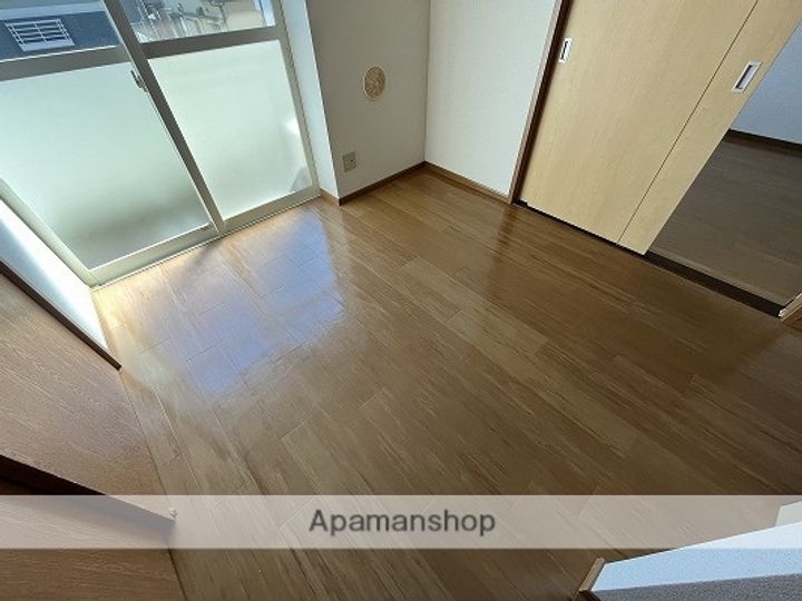 グリーンハイツ B棟202の居間