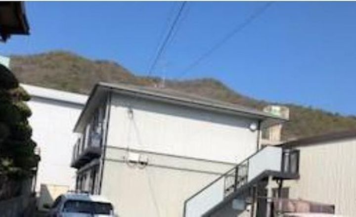 アーバン和202号室の外観