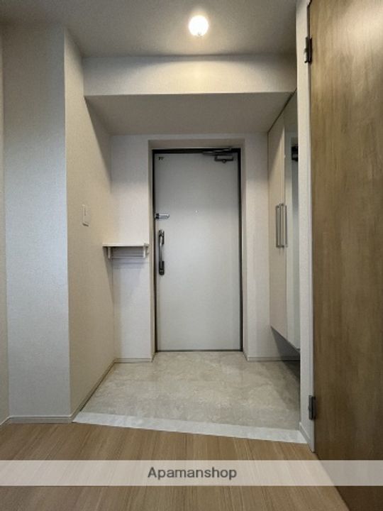 MISTRAL姫路駅前Ⅶ高尾町802の玄関