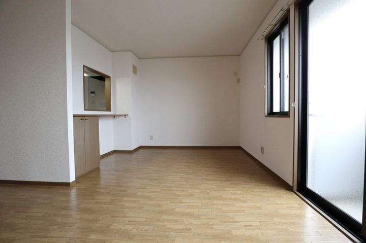 リベールコート201の居間