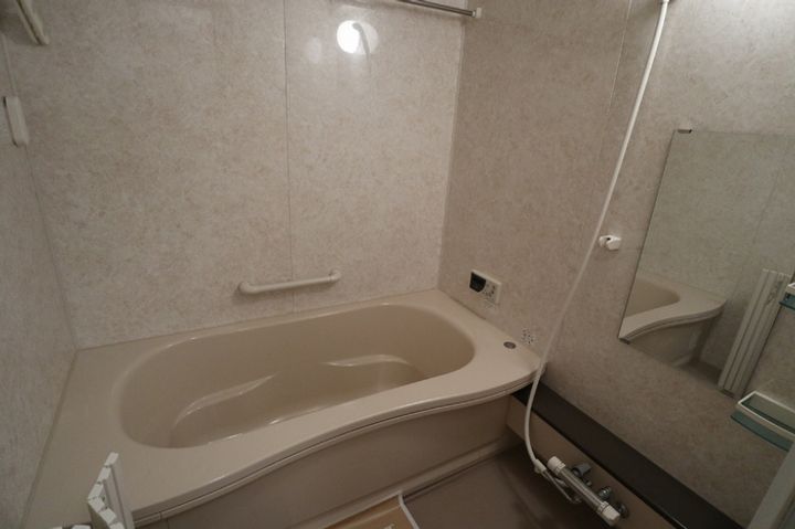 アゼリア大善の風呂