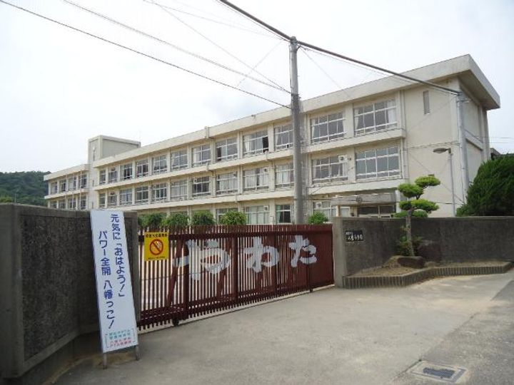 メゾンモンレーヴの周辺
