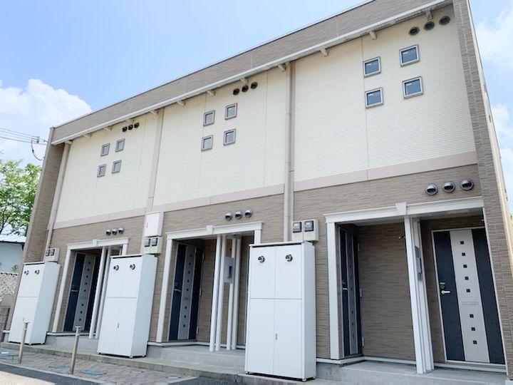 レオネクストナバノ202の外観