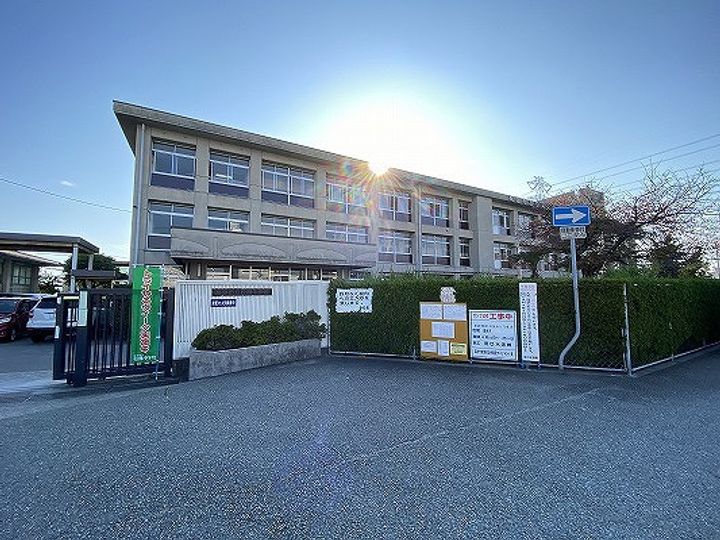 レオパレスグリーングラス105の周辺