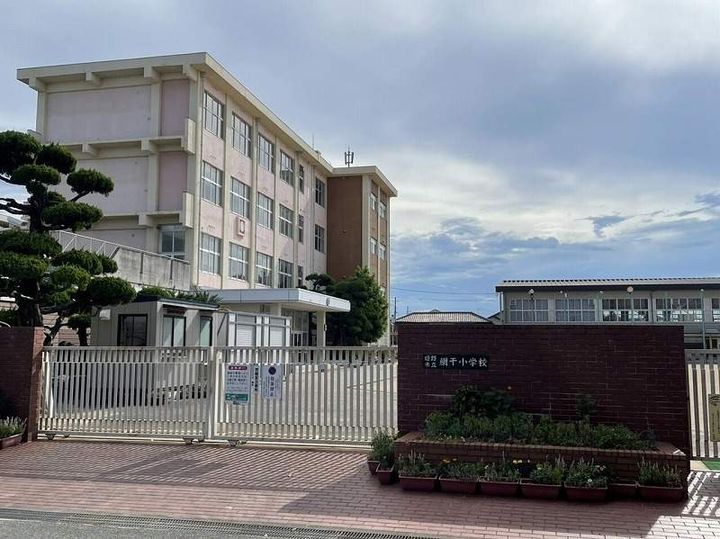 レオパレスオアシスⅠ107の周辺